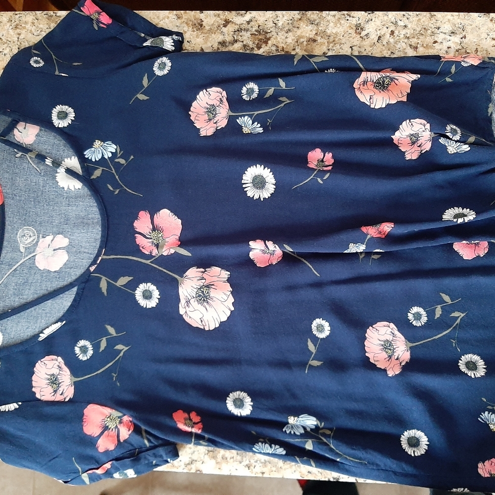 So pretty navy w/ coral and multi floral